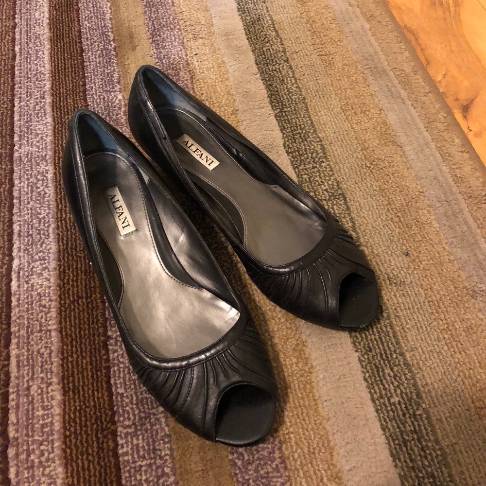 alfani peep toe flats
